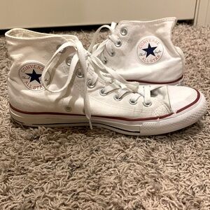 Slightly used White converse!